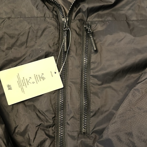 NWT H&M Mens Windproof Jacket,Black Size L - Picture 3 of 5